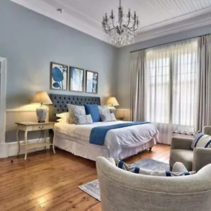 https://parker-cottage.hotels-capetown.com